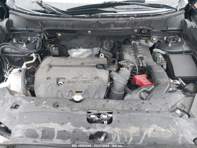 JA4AR3AU7JU019999 Mitsubishi Outlander Sport 2.0 Es/2.0 Le