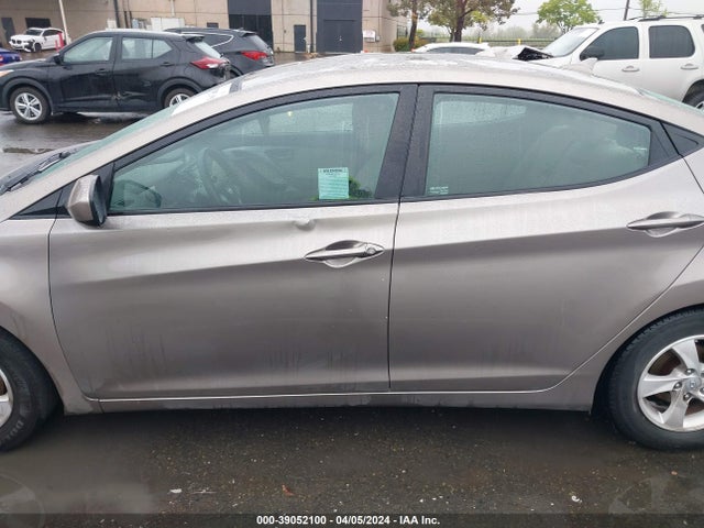 Hyundai ELANTRA SE 2015 5NPDH4AE9FH623138 Image 14