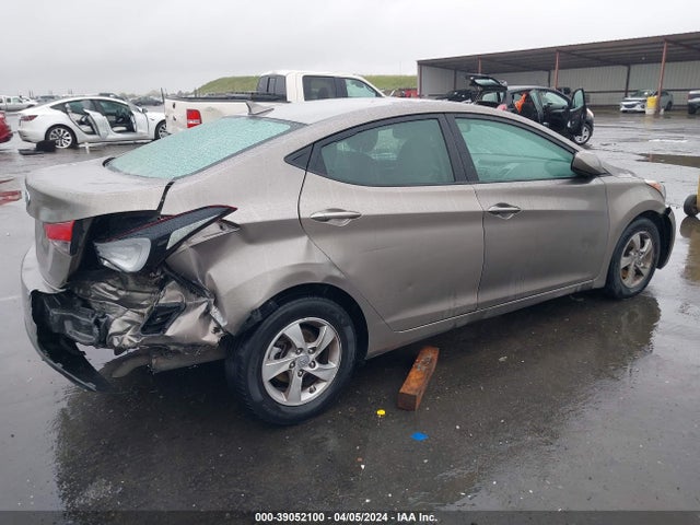 Hyundai ELANTRA SE 2015 5NPDH4AE9FH623138 Image 4