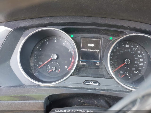 3VV1B7AX5MM002656 Volkswagen Tiguan 2.0t S