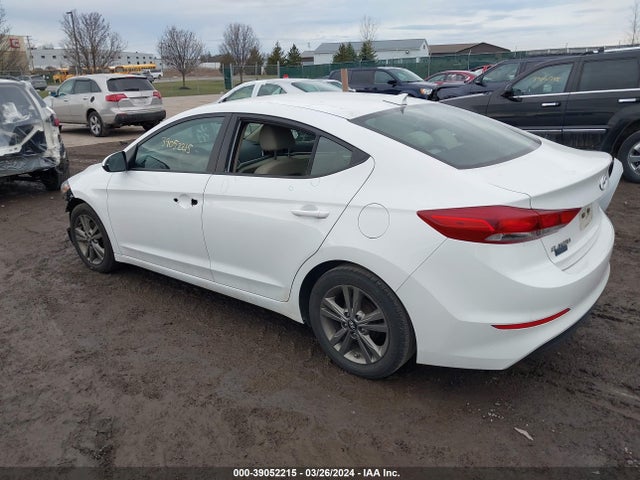 Hyundai ELANTRA SE 2017 5NPD84LFXHH036682 Image 3