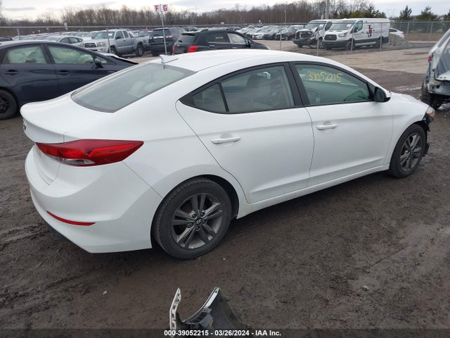 Hyundai ELANTRA SE 2017 5NPD84LFXHH036682 Image 4