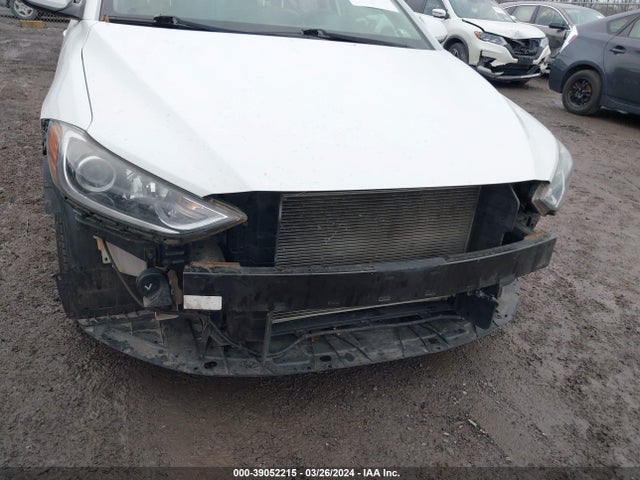 Hyundai ELANTRA SE 2017 5NPD84LFXHH036682 Image 6