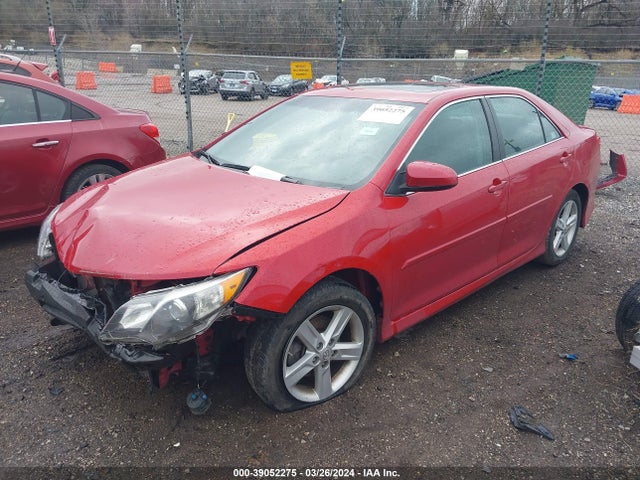 Toyota CAMRY SE 2014 4T1BF1FK9EU869651 Image 2