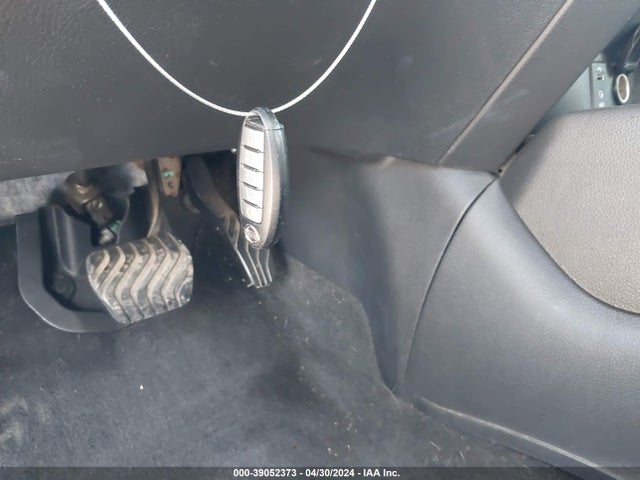 Nissan ROGUE SV 2017 KNMAT2MT1HP511232 Image 11