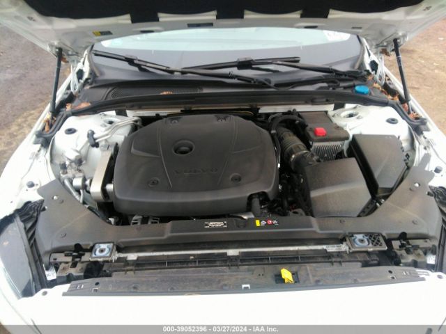 7JRA22TK7LG067375 Volvo S60 T6 Momentum