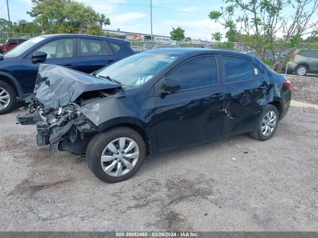 Toyota COROLLA LE 2015 2T1BURHEXFC442249 Image 2