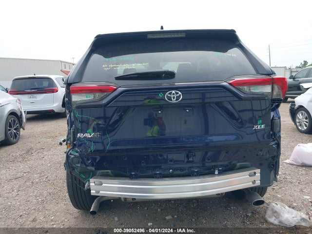 Toyota Rav4 Xle Premium 2024 2T3C1RFV3RW310637 Image 17