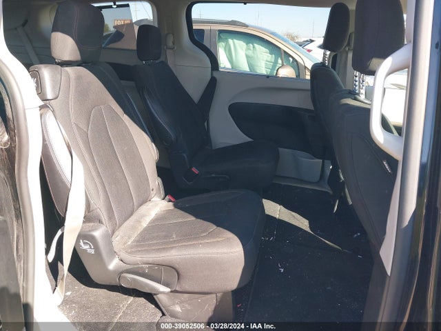 2C4RC1BG4HR817021 Chrysler Pacifica Touring Plus