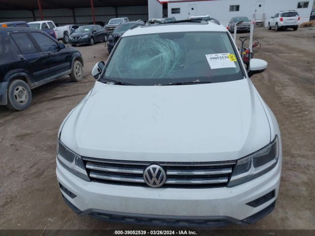 3VV2B7AX5LM125635 Volkswagen Tiguan 2.0t Se/2.0t Se R-line Black/2.0t Sel