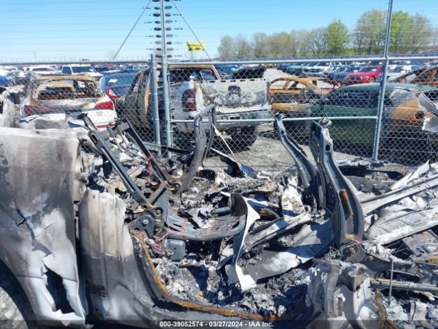 1FTEW1E4XKKD14669 Ford F-150 Xlt