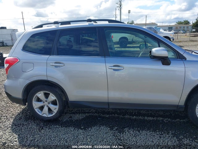 Subaru Forester 2.5i Limited 2016 JF2SJARC1GH473900 Image 14