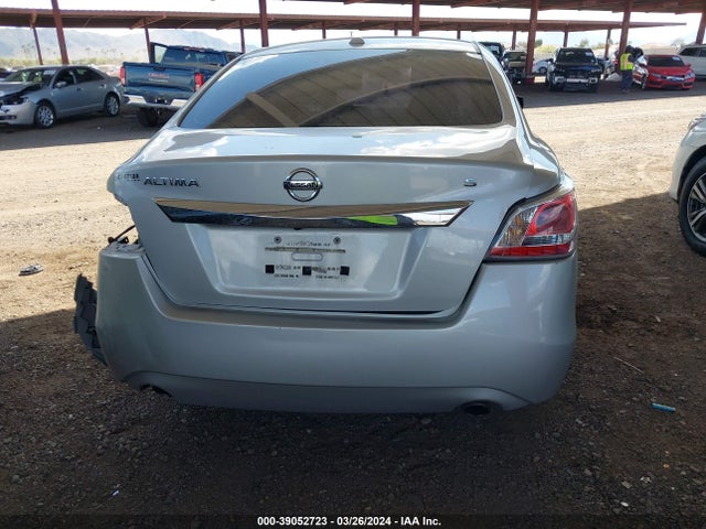 Nissan Altima 2.5 S 2015 1N4AL3AP7FC247764 Image 16