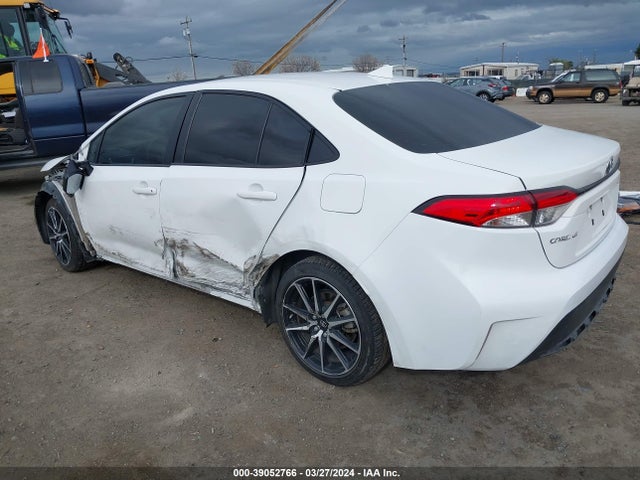 Toyota Corolla Hybrid Le 2021 JTDEAMDE2MJ011081 Image 3