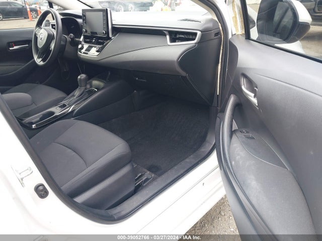 Toyota Corolla Hybrid Le 2021 JTDEAMDE2MJ011081 Image 5
