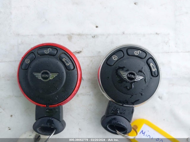 2007 MINI COOPER S WMWMF73587TL84776 Photo 10