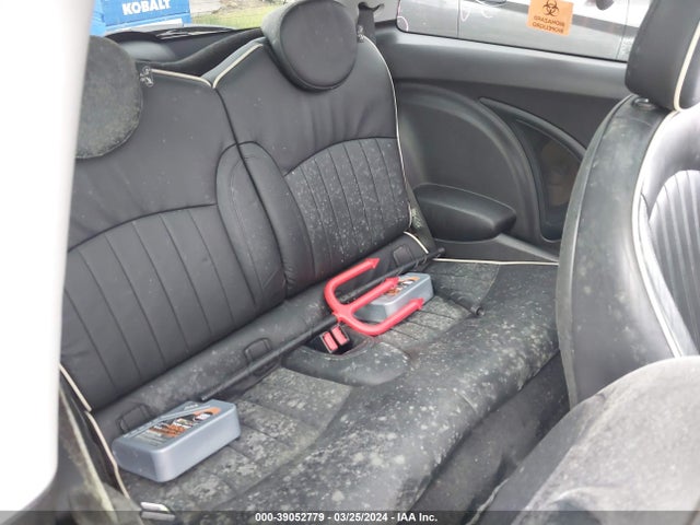 2007 MINI COOPER S WMWMF73587TL84776 Photo 7