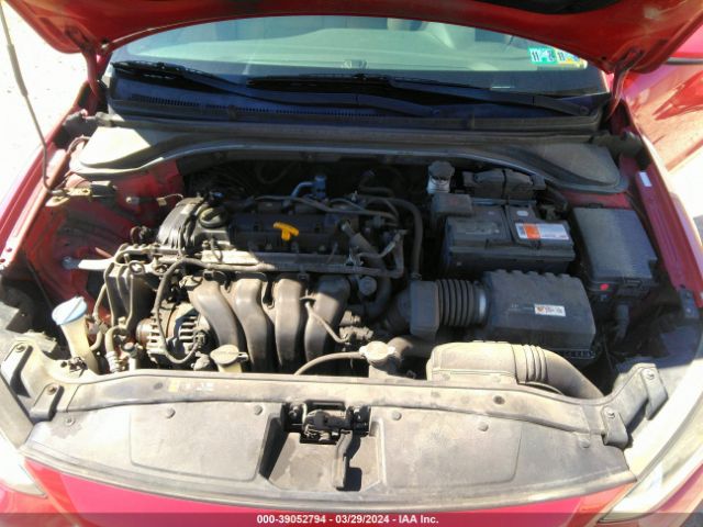 KMHD84LF2HU244363 Hyundai Elantra Value Edition