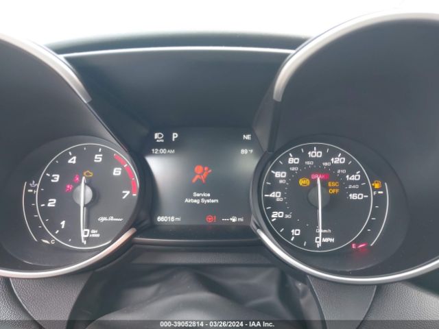 ZARFAECN7J7594550 Alfa Romeo Giulia Ti Sport Rwd