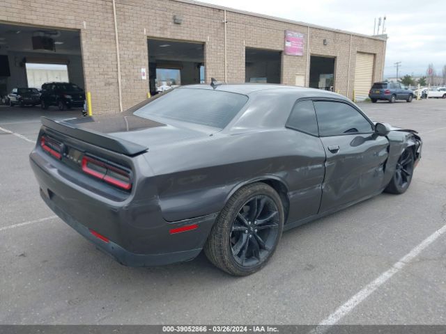 2C3CDZBT1JH138676 Dodge Challenger R/t Plus