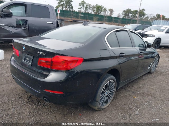 BMW 530I 2019 WBAJA5C50KWW26960 Image 4