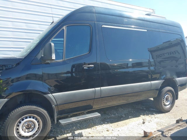 W1Z4EFVY8LP225824 Mercedes-Benz Sprinter 2500 Standard Roof V6