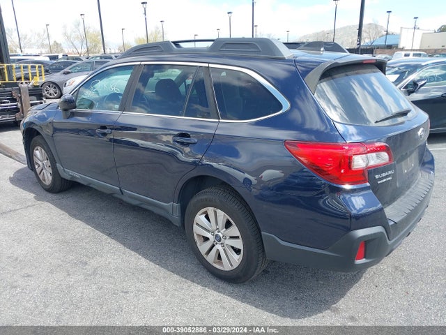 Subaru Outback 2.5i Premium 2018 4S4BSACC3J3274495 Image 3