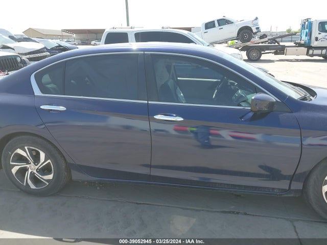 Honda ACCORD LX 2017 1HGCR2F33HA308741 Image 14