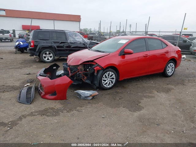 Toyota COROLLA LE 2017 5YFBURHE8HP574221 Image 2