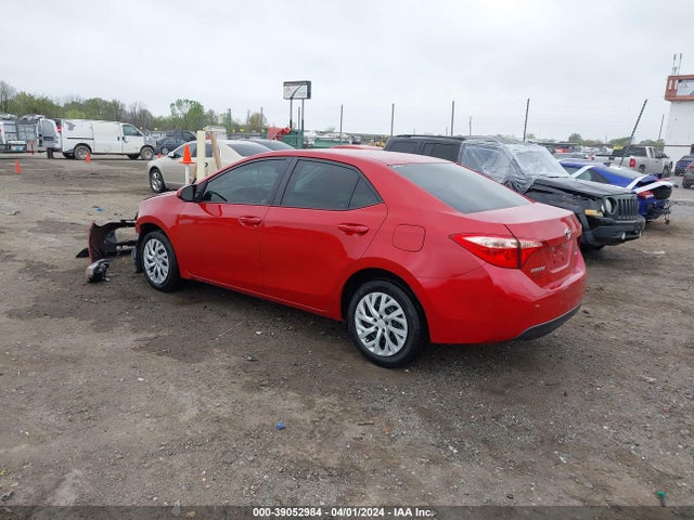 Toyota COROLLA LE 2017 5YFBURHE8HP574221 Image 3