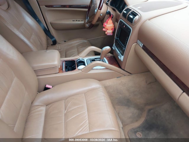2005 PORSCHE CAYENNE WP1AA29P95LA24671 Photo 4