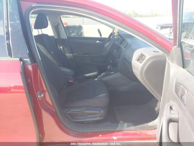 3VW267AJ9GM216649 Volkswagen Jetta 1.4t S