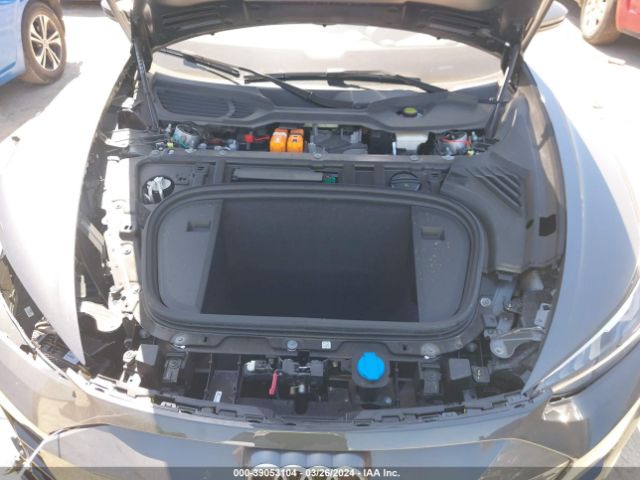 WAUFJBFWXP7005767 Audi E-tron Gt Premium Plus