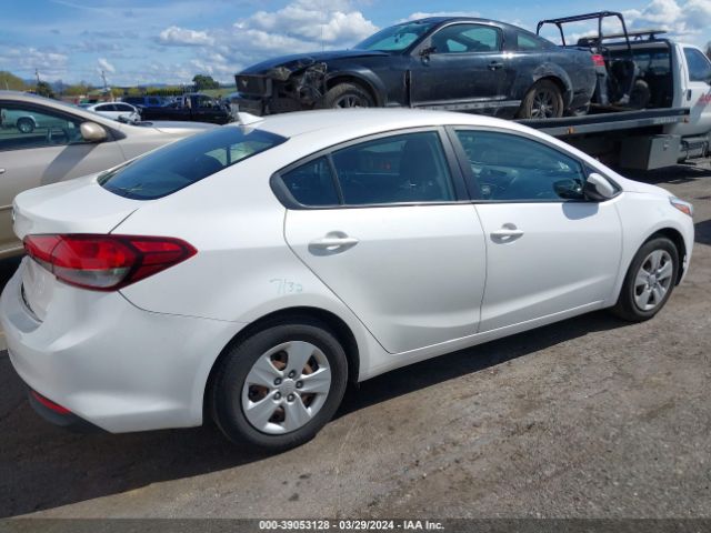 3KPFL4A78HE047476 KIA FORTE LX