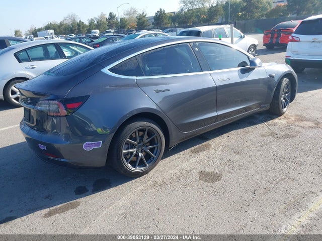 Tesla Model 3 Long Range/mid Range/standard Range/standard Range Plus 2019 5YJ3E1EA8KF400480 Image 4