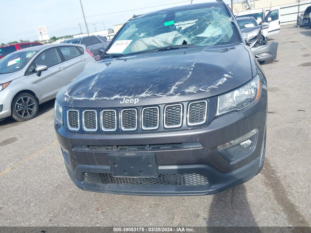3C4NJDBB6MT517725 Jeep Compass Latitude 4x4