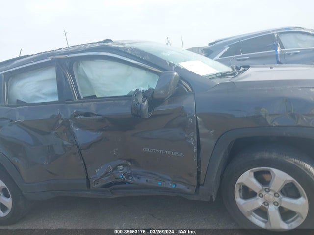 3C4NJDBB6MT517725 Jeep Compass Latitude 4x4