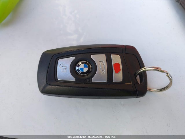 BMW 528i Xdrive 2016 WBA5A7C55GG644532 Image 11