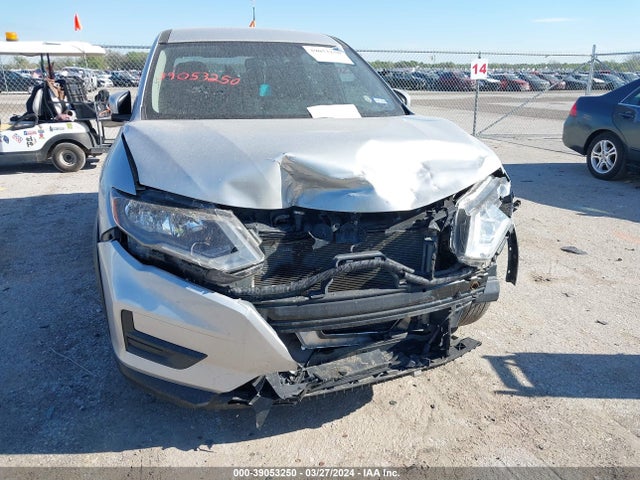 Nissan ROGUE S 2017 JN8AT2MT5HW139419 Image 6