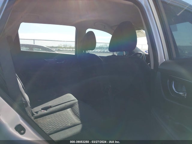Nissan ROGUE S 2017 JN8AT2MT5HW139419 Image 8