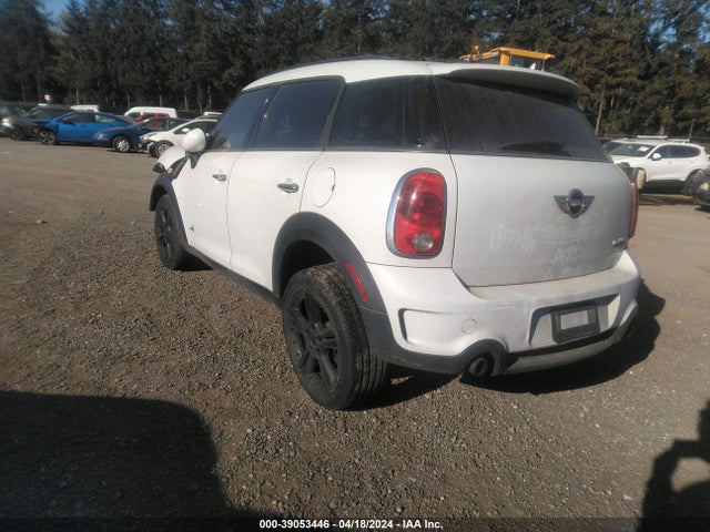2011 MINI COOPER S COUNTRYMAN WMWZC5C57BWL53044 Photo 2