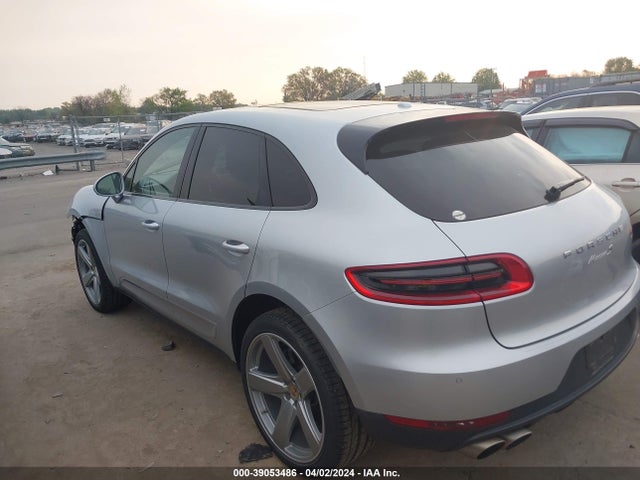 Porsche MACAN S 2018 WP1AB2A56JLB31873 Image 15