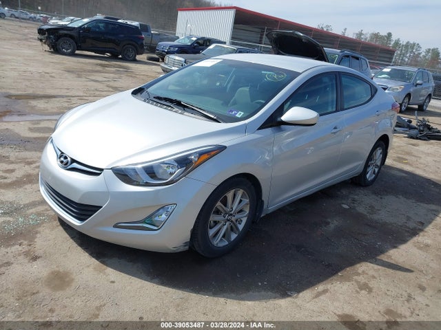 Hyundai ELANTRA SE 2015 5NPDH4AE1FH625627 Image 2