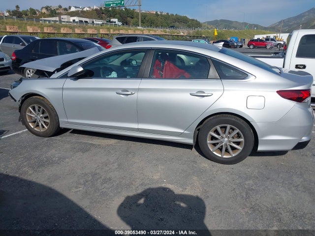 Hyundai SONATA SE 2019 5NPE24AF6KH770946 Image 15