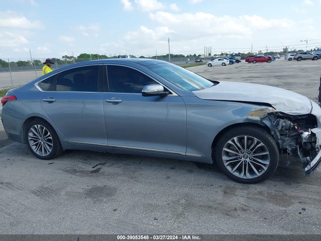 Hyundai Genesis 3.8 2016 KMHGN4JE1GU118106 Image 13