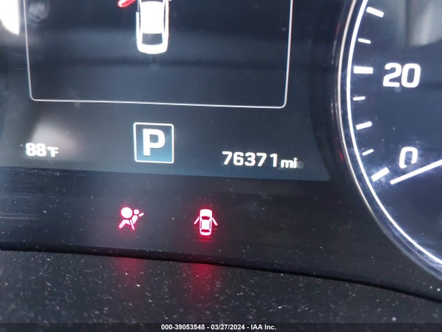 Hyundai Genesis 3.8 2016 KMHGN4JE1GU118106 Image 15