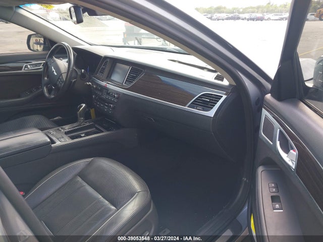 Hyundai Genesis 3.8 2016 KMHGN4JE1GU118106 Image 5