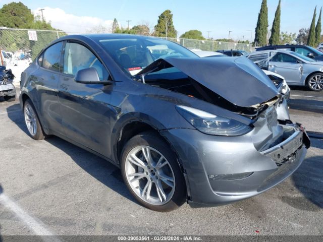 Продажа на аукционе авто 2023 Tesla Model Y Awd/long Range Dual Motor All-wheel Drive, vin: 7SAYGDEE7PF977385, номер лота: 39053561