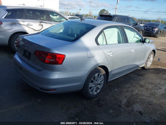 3VWLA7AJ1FM273610 Volkswagen Jetta 2.0l Tdi Se
