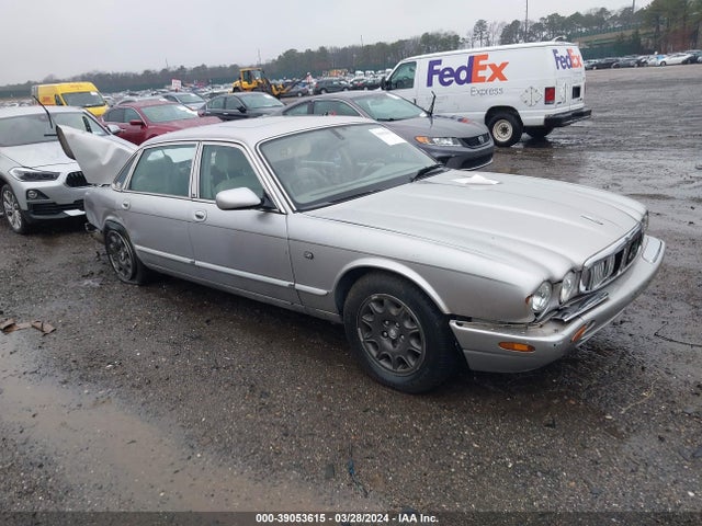 2001 JAGUAR XJ8 SAJDA23C41LF32338 Photo 0
